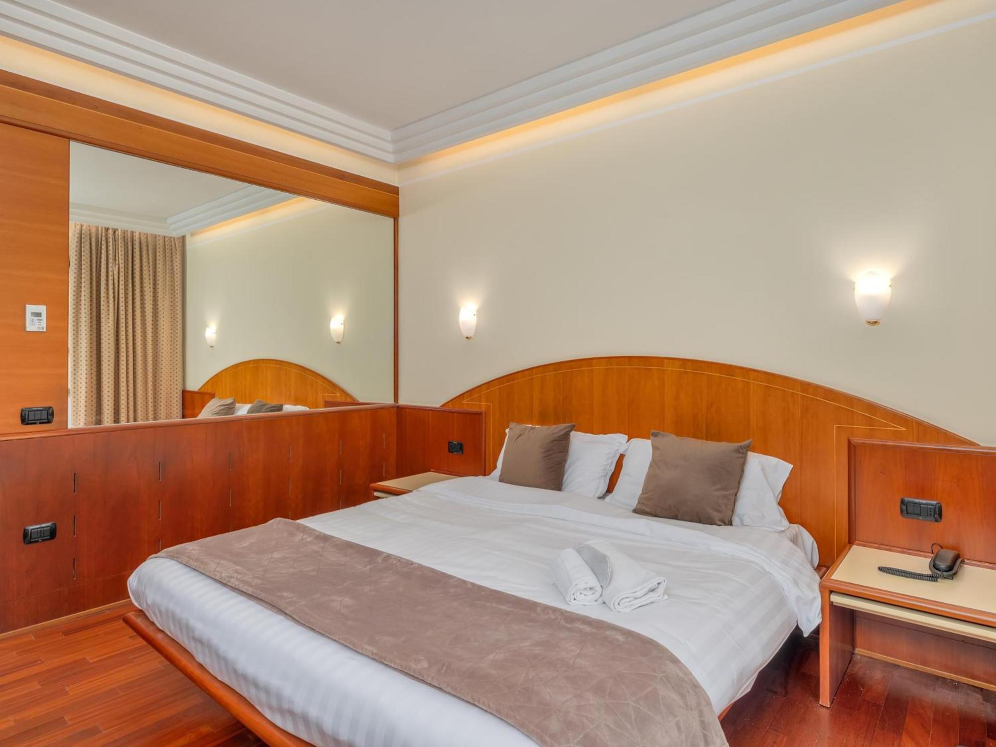 B&B Hotels Hotel Prestige Ornago Екстериор снимка