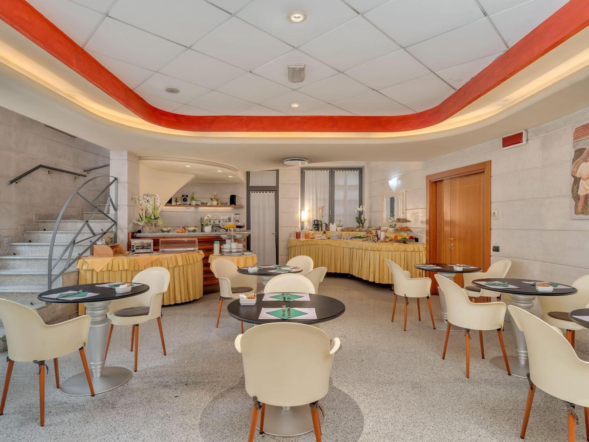 B&B Hotels Hotel Prestige Ornago Екстериор снимка